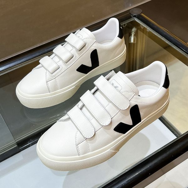 small white shoes for men and women fashionable single shoes lace up for comfort and breathability round toe casual board shoes luxurious le, Black
small white shoes for men and women fashionable single shoes lace up for comfort and breathability round toe casual board shoes luxurious le, Black