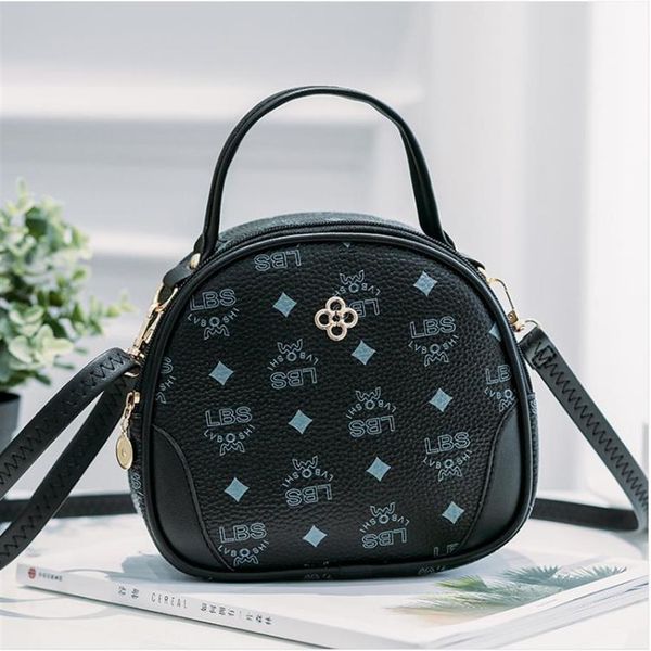 genuine leather 2021 new women designer bags handbags famous brands fashion designer large capacity ladies shoulder diagonal bag 3208i
genuine leather 2021 new women designer bags handbags famous brands fashion designer large capacity ladies shoulder diagonal bag 3208i