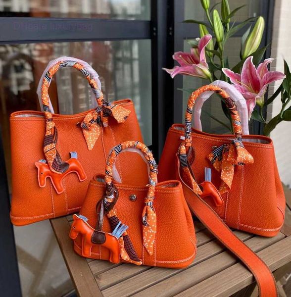 designer herbag garden party evening 2023 new layer cowhide litchi grain 25cm 30cm 36cm garden leather hand versatile messenger bag h4rl
designer herbag garden party evening 2023 new layer cowhide litchi grain 25cm 30cm 36cm garden leather hand versatile messenger bag h4rl