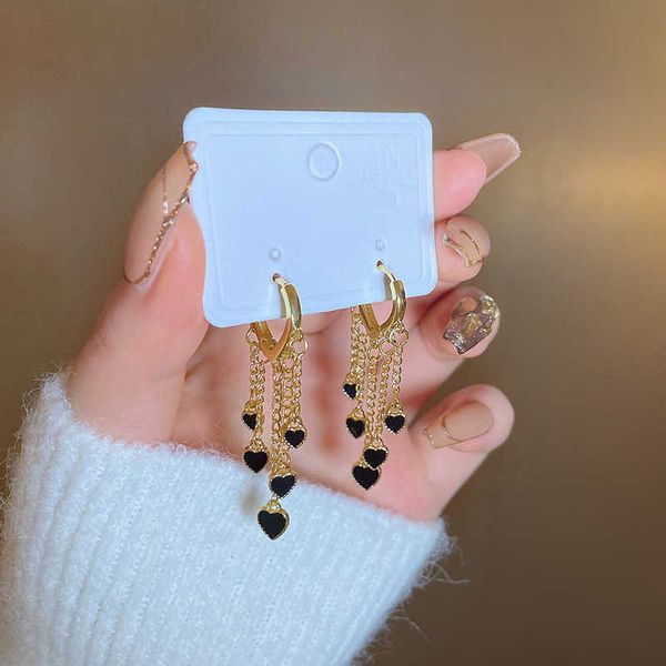 charm 2022 new design black peach heart drop pendant tassel earrings unusual accessories for woman girls korean fashion jewelry party aa2304, Golden
charm 2022 new design black peach heart drop pendant tassel earrings unusual accessories for woman girls korean fashion jewelry party aa2304, Golden