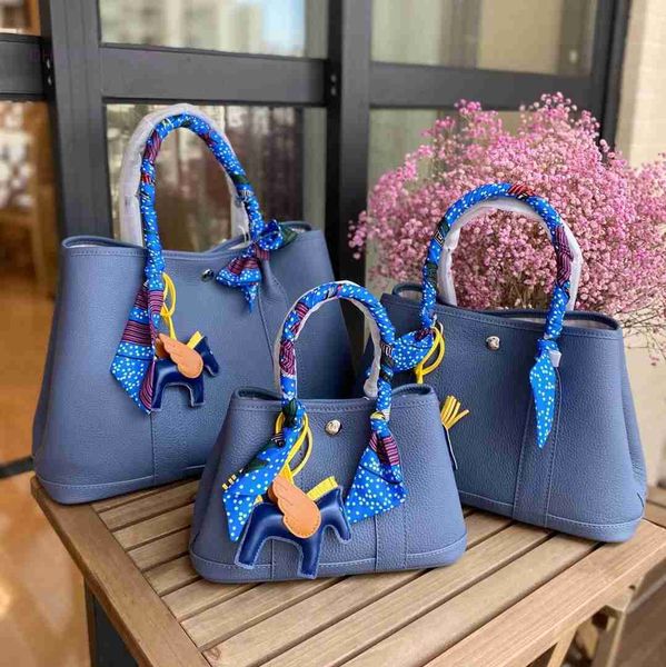 designer herbag garden party evening 2023 new layer cowhide litchi grain 25cm 30cm 36cm garden leather hand versatile messenger bag a8jv
designer herbag garden party evening 2023 new layer cowhide litchi grain 25cm 30cm 36cm garden leather hand versatile messenger bag a8jv