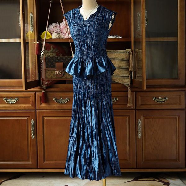 dress miyake classic art pleated skirt set women blue designer fashion vintage two piece set elegant fashion clothing, White
dress miyake classic art pleated skirt set women blue designer fashion vintage two piece set elegant fashion clothing, White