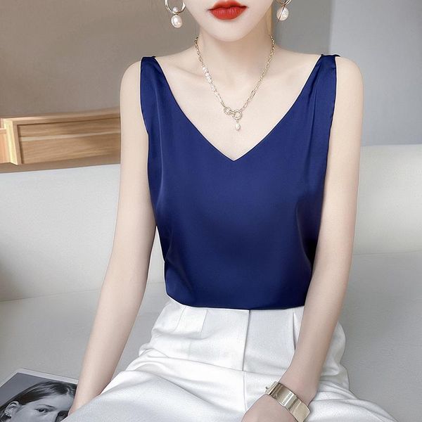 t-shirt summer silk vneck camisole women's inner and fashionable outer wear highend satin silk bottoming top, White
t-shirt summer silk vneck camisole women's inner and fashionable outer wear highend satin silk bottoming top, White