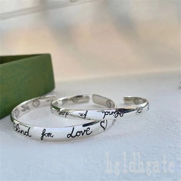 exquisite bangle enameled stripes bracelets for women carve modern texture letters alloys plated silver designer bracelet hearts patterns fl, Black
exquisite bangle enameled stripes bracelets for women carve modern texture letters alloys plated silver designer bracelet hearts patterns fl, Black
