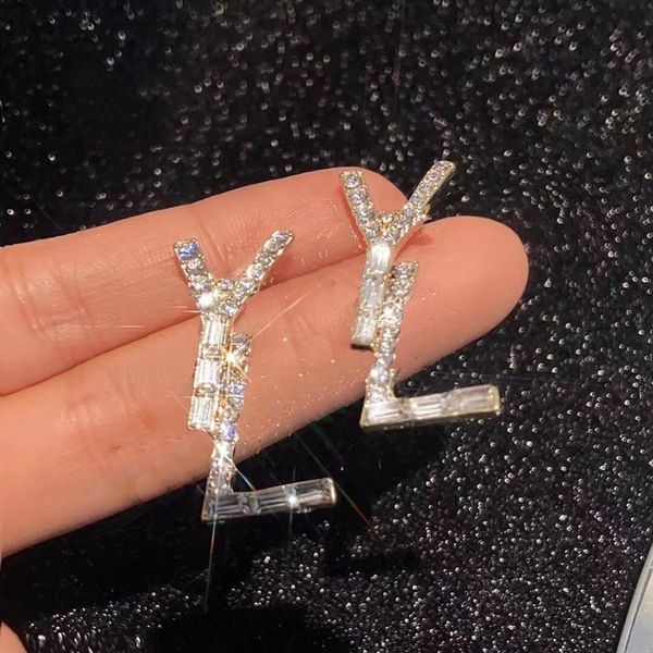 charm designer fashion earring women diamond love earrings premium jewelry accessories couples letter stud earrings popular luxury222d, Golden
charm designer fashion earring women diamond love earrings premium jewelry accessories couples letter stud earrings popular luxury222d, Golden