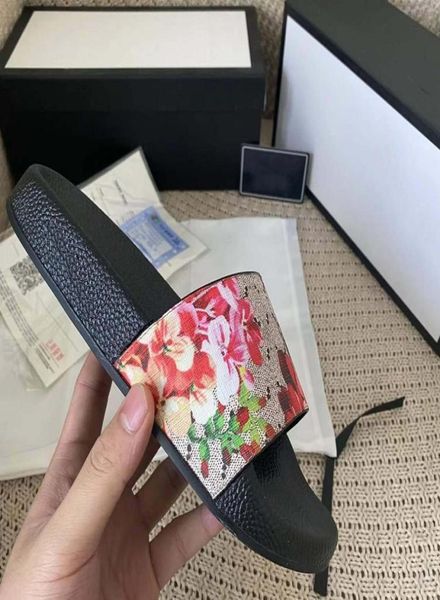 designer slides women man slippers luxury sandals brand sandals real leather flip flop flats slide casual shoes sneakers boots by 7257190, Black
designer slides women man slippers luxury sandals brand sandals real leather flip flop flats slide casual shoes sneakers boots by 7257190, Black