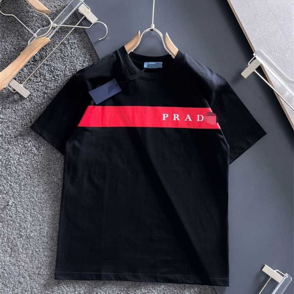 26% off family end red label short sleeve t-shirt summer fashion men's loose couple street american style, White;black
26% off family end red label short sleeve t-shirt summer fashion men's loose couple street american style, White;black