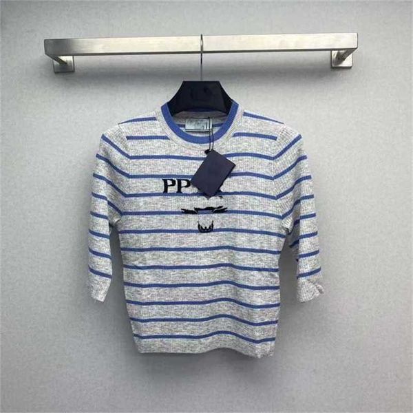 20% off family letter stripe knitted half sleeve pullover new spring/summer low key luxury temperament versatile women, White;black
20% off family letter stripe knitted half sleeve pullover new spring/summer low key luxury temperament versatile women, White;black