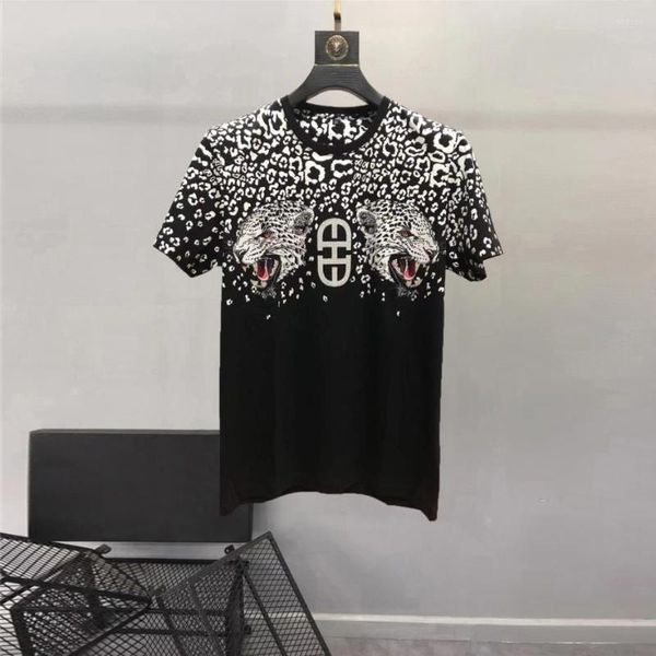 t shirts european and american 2023 summer round neck drill animal print, White;black
t shirts european and american 2023 summer round neck drill animal print, White;black
