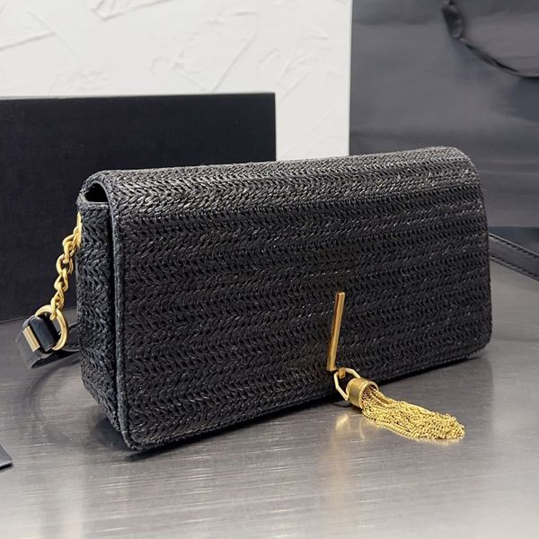women weave messenger bag straw shoulder crossbody purse handbag purse fashion gold hardware letter tassel decoration chain clutch flap bags
women weave messenger bag straw shoulder crossbody purse handbag purse fashion gold hardware letter tassel decoration chain clutch flap bags