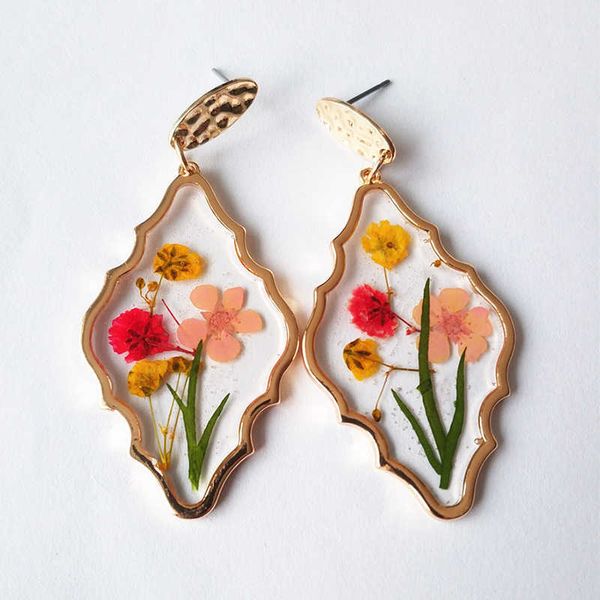 charm vintage dried flower earring fashion geomotric pressed flower and leaf earrings unique earring with flowers 2022 trendy jewelry w0422, Golden
charm vintage dried flower earring fashion geomotric pressed flower and leaf earrings unique earring with flowers 2022 trendy jewelry w0422, Golden