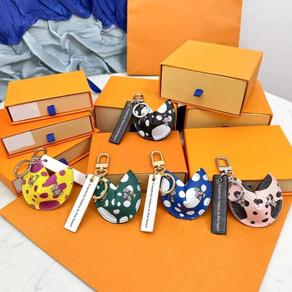 With box Fortune Cookie Bag Hanging Keychain Car Keychain Flower Charm Jewelry Women Men Gifts Fashion PU Leather Key Chain Accessories 001
With box Fortune Cookie Bag Hanging Keychain Car Keychain Flower Charm Jewelry Women Men Gifts Fashion PU Leather Key Chain Accessories 001