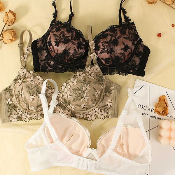 underwear french camellia embroidery lace comfortable resin soft steel ring gathering bra batch, Red;black
underwear french camellia embroidery lace comfortable resin soft steel ring gathering bra batch, Red;black