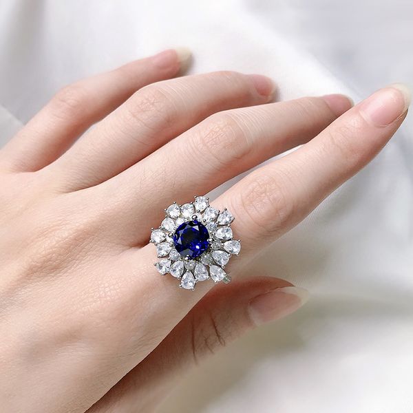 luxury 8mm sapphire diamond ring 100% real 925 sterling silver party wedding band rings for women flower engagement jewelry, Slivery;golden
luxury 8mm sapphire diamond ring 100% real 925 sterling silver party wedding band rings for women flower engagement jewelry, Slivery;golden