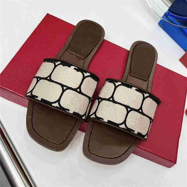 fashion slippers 2023 valentinoity luxury design summer men's and women's flats thick soled leather rubber lettering logo casual c, Black
fashion slippers 2023 valentinoity luxury design summer men's and women's flats thick soled leather rubber lettering logo casual c, Black