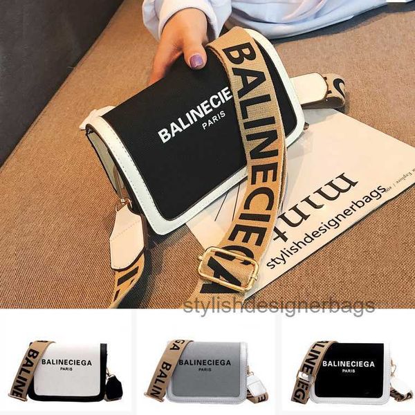 stylishdesignerbags designer canvas alphabet print small square bag women's 2023 new tide fashion wide strap crossbody bag single shoul
stylishdesignerbags designer canvas alphabet print small square bag women's 2023 new tide fashion wide strap crossbody bag single shoul