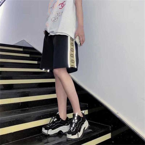 20% off chaopai reflective strap shorts men's ins mesh red side ribbon loose casual capris 3m pants for couples, White;black
20% off chaopai reflective strap shorts men's ins mesh red side ribbon loose casual capris 3m pants for couples, White;black