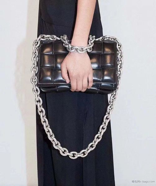 genuine leather padded cassette bag crossbody bag in double-face maxi weave real leather chain clutches messenger pillow bags 2453
genuine leather padded cassette bag crossbody bag in double-face maxi weave real leather chain clutches messenger pillow bags 2453