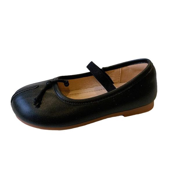 sneakers baby shoes children casual kids footwear fake split toe girls leather pumps princess single scoop spring autumn e6325, Black;red
sneakers baby shoes children casual kids footwear fake split toe girls leather pumps princess single scoop spring autumn e6325, Black;red