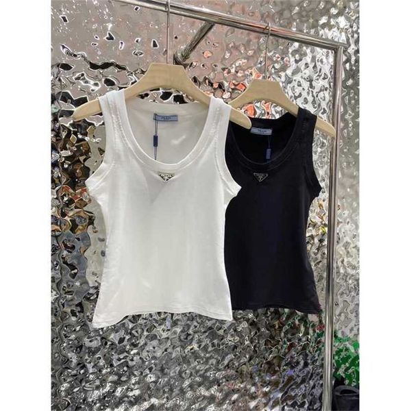 24% off family simple triangle standard racerback tank summer new versatile elastic tight bottom for women's outwear, White
24% off family simple triangle standard racerback tank summer new versatile elastic tight bottom for women's outwear, White