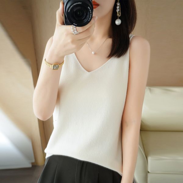 women's tanks camis pure cotton knitted tank vneck pullover short fit solid color underlay shirt 230422, White
women's tanks camis pure cotton knitted tank vneck pullover short fit solid color underlay shirt 230422, White