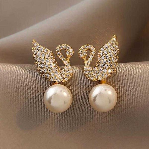 charm sweet rhinestone swan animal earrings for women girls fashion delicate jewelry for party korean cute pearl drop earrings gifts w0422, Golden
charm sweet rhinestone swan animal earrings for women girls fashion delicate jewelry for party korean cute pearl drop earrings gifts w0422, Golden