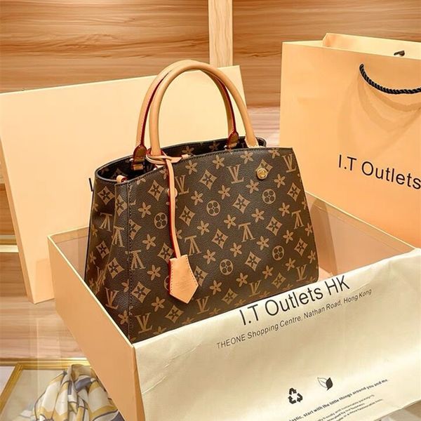 solds luxurys designers handbags purses women bag brown flower tote brand letter embossing genuine leather shoulder bags crossbody bag 005
solds luxurys designers handbags purses women bag brown flower tote brand letter embossing genuine leather shoulder bags crossbody bag 005