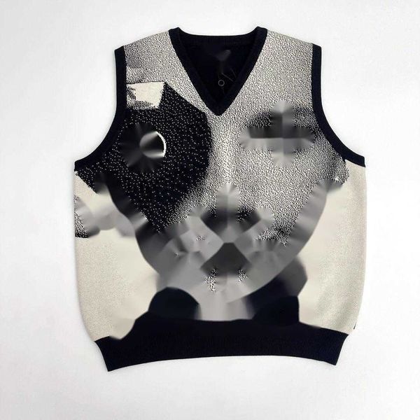 men' tank 23fw p fla jacquard vest trick face knitted tank fragrant sweater ma jia nai pullover, White;black
men' tank 23fw p fla jacquard vest trick face knitted tank fragrant sweater ma jia nai pullover, White;black