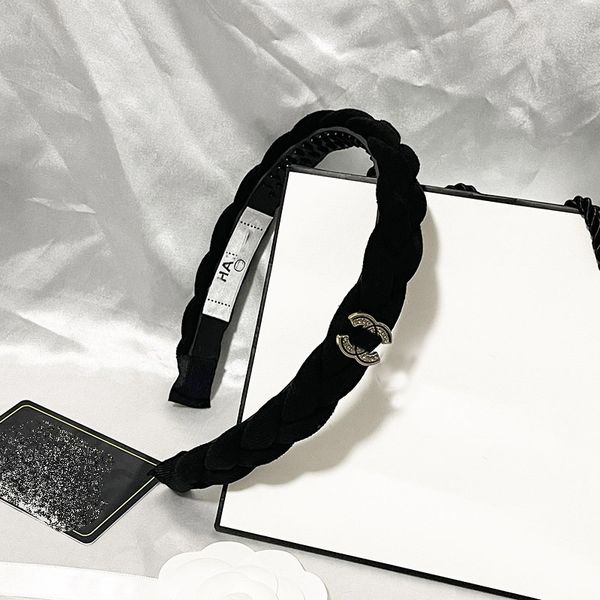 luxury designer headbands women solid color brand letter french large bow diamond hairband fashion womens autumn sport hair hoop vintage hea, Silver
luxury designer headbands women solid color brand letter french large bow diamond hairband fashion womens autumn sport hair hoop vintage hea, Silver