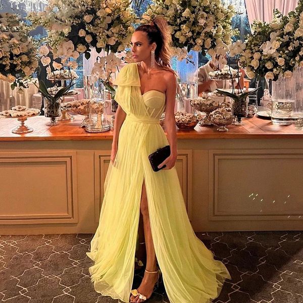 party dresses yellow one shoulder prom dress a line tulle sweetheart formal evening gowns high slit corset simple long 230422, White;black
party dresses yellow one shoulder prom dress a line tulle sweetheart formal evening gowns high slit corset simple long 230422, White;black