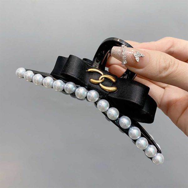 pink barrette a07 bowknot pearl ribbon hairpin women's back scoop grab clip premium pearl large shark clip korean hair, Golden;silver
pink barrette a07 bowknot pearl ribbon hairpin women's back scoop grab clip premium pearl large shark clip korean hair, Golden;silver