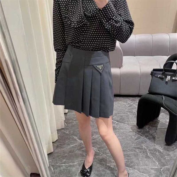 20% off family spring/summer new triangle letter button decoration pleated half slim fit fashion versatile short skirt, Black
20% off family spring/summer new triangle letter button decoration pleated half slim fit fashion versatile short skirt, Black