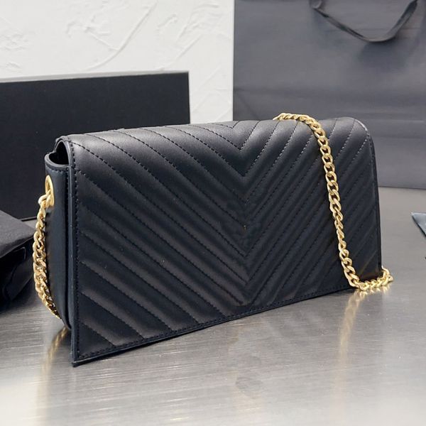 tassel chain shoulder bag women handbag purse quilted flap messenger bags fashion gold letter stitching genuine leather magnetic snap closur
tassel chain shoulder bag women handbag purse quilted flap messenger bags fashion gold letter stitching genuine leather magnetic snap closur