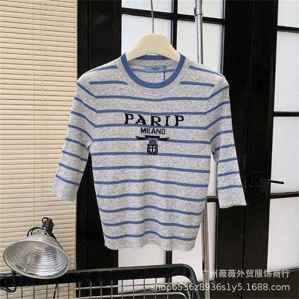 20% off early spring new family contrast grey blue stripe letter jacquard slim fit short round neck pullover knit shirt for women, White;black
20% off early spring new family contrast grey blue stripe letter jacquard slim fit short round neck pullover knit shirt for women, White;black