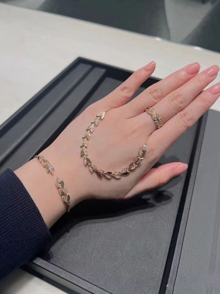 fashion style diamond tennis plated 18k gold bangle bracelet bracelets for women girls open trendy designer hard jewelry wedding party jewel, Black
fashion style diamond tennis plated 18k gold bangle bracelet bracelets for women girls open trendy designer hard jewelry wedding party jewel, Black