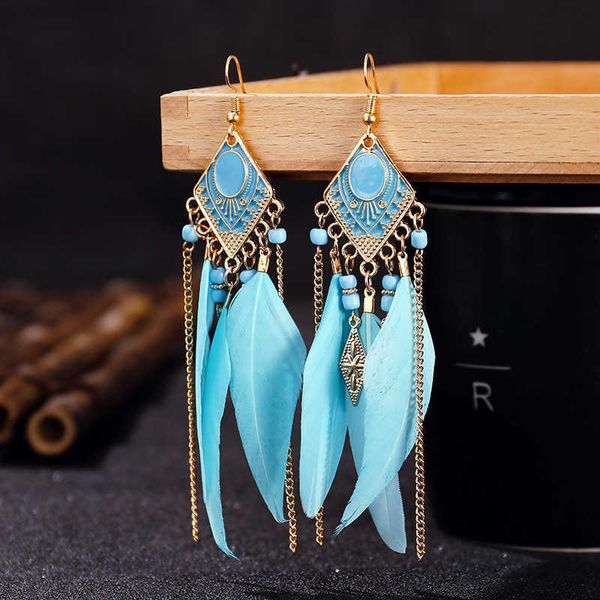 charm summer blue long feather dangle earrings for women beach chain tassel drop earrings wedding bride jewelry oorbellen hangers w0422, Golden
charm summer blue long feather dangle earrings for women beach chain tassel drop earrings wedding bride jewelry oorbellen hangers w0422, Golden