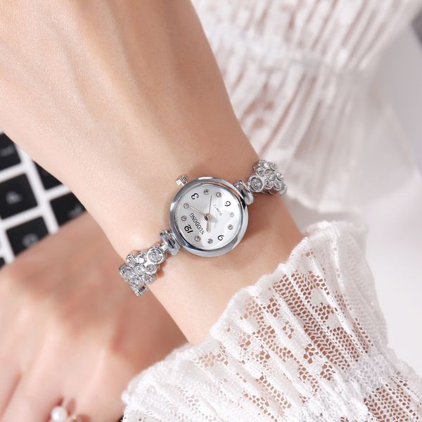 high-quality watch business style 41mm gray dial automatic mechanical hardlex glass classic model folding buckle clasp wristwatch, Slivery;brown
high-quality watch business style 41mm gray dial automatic mechanical hardlex glass classic model folding buckle clasp wristwatch, Slivery;brown