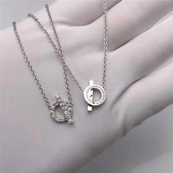 designer fashion new pendant necklaces for women elegant necklace highly quality choker chains designer jewelry 18k plated gold gi221c, Silver
designer fashion new pendant necklaces for women elegant necklace highly quality choker chains designer jewelry 18k plated gold gi221c, Silver