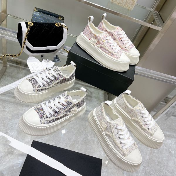 luxury brand women's casual shoes thick sole sports shoes women's external wear cross elevated designer outdoor casual sandals 35-, Black
luxury brand women's casual shoes thick sole sports shoes women's external wear cross elevated designer outdoor casual sandals 35-, Black