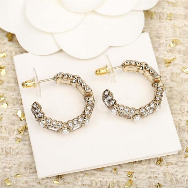2022 luxury quality charm half round shape drop earring with diamond and nature shell beads in 18k gold plated have box stamp ps73308w, Golden
2022 luxury quality charm half round shape drop earring with diamond and nature shell beads in 18k gold plated have box stamp ps73308w, Golden