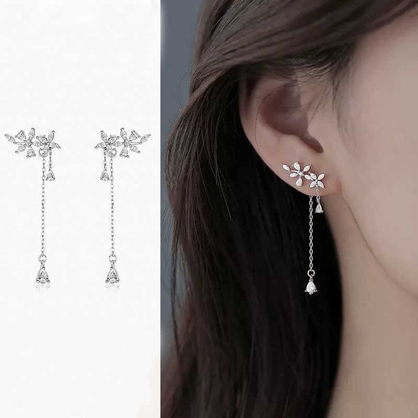 charm korean fashion earrings for women long tassel silver color heart drop flower jewelry party statement earrings hanging pendientes w0422, Golden
charm korean fashion earrings for women long tassel silver color heart drop flower jewelry party statement earrings hanging pendientes w0422, Golden