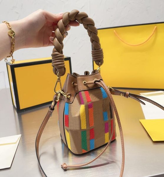 mini bucket bag 6-colour luxury designer crossbody shoulder bags handbag women's fashion canvas leather handbags braided handle small t
mini bucket bag 6-colour luxury designer crossbody shoulder bags handbag women's fashion canvas leather handbags braided handle small t