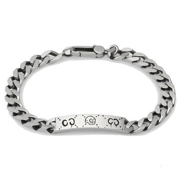 beaded stainless steel bracelet hip hop fashion skull c letter punk style men and women neutral temperament jewelry 230422, Black
beaded stainless steel bracelet hip hop fashion skull c letter punk style men and women neutral temperament jewelry 230422, Black