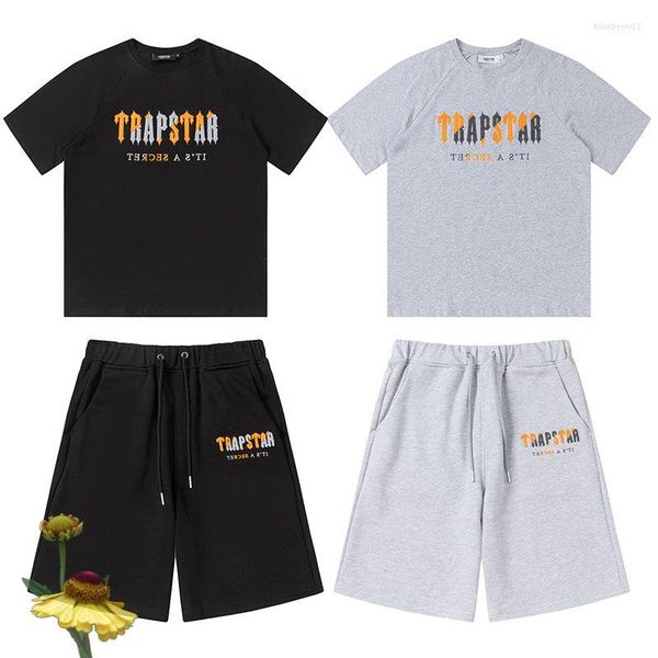 men's tracksuits trapstar tee simple letter towel embroider short sleeve cotton t-shirt men women summer loose casual, Gray
men's tracksuits trapstar tee simple letter towel embroider short sleeve cotton t-shirt men women summer loose casual, Gray