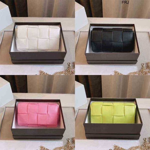 designer bottegas bags venetas cassettes newarrivals mini belt pack weave fanny knitted waistbags women leather crossbody with opp have logo
designer bottegas bags venetas cassettes newarrivals mini belt pack weave fanny knitted waistbags women leather crossbody with opp have logo
