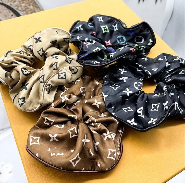 luxury brand letter women hair rubber bands four leaf clover fashion women girls hairjewelry hair accessory high quality, Pink
luxury brand letter women hair rubber bands four leaf clover fashion women girls hairjewelry hair accessory high quality, Pink