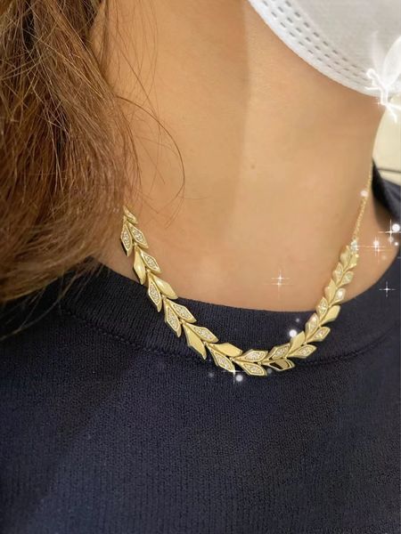 leaf silver gold chain with pendant initial necklaces for women men trendy diamond set designer jewerly necklace fashion wedding party jewel
leaf silver gold chain with pendant initial necklaces for women men trendy diamond set designer jewerly necklace fashion wedding party jewel