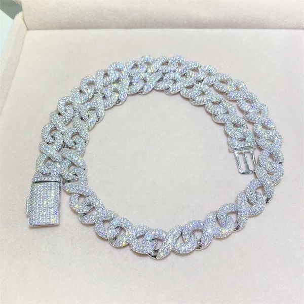 luxury custom bling fully diamonds iced out miami sterling silver 925 18mm moissanite cuban link chain necklace
luxury custom bling fully diamonds iced out miami sterling silver 925 18mm moissanite cuban link chain necklace