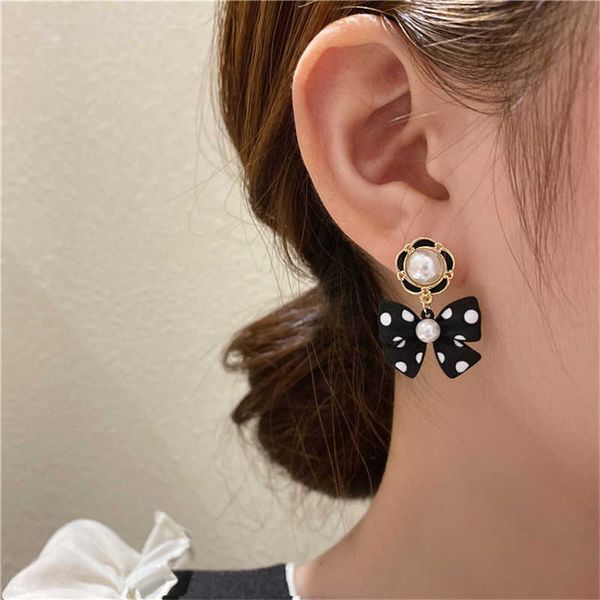 charm new korean elegant cute bowknot earrings for women fashion pearl flower drop earrings boucle d'oreille wedding party jewelry w042, Golden
charm new korean elegant cute bowknot earrings for women fashion pearl flower drop earrings boucle d'oreille wedding party jewelry w042, Golden
