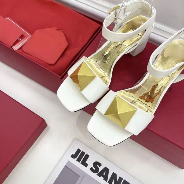 high heel women's shoes sandals op16 baotou thick heel metal large rivet slippers leather matching summer sandals, Black
high heel women's shoes sandals op16 baotou thick heel metal large rivet slippers leather matching summer sandals, Black